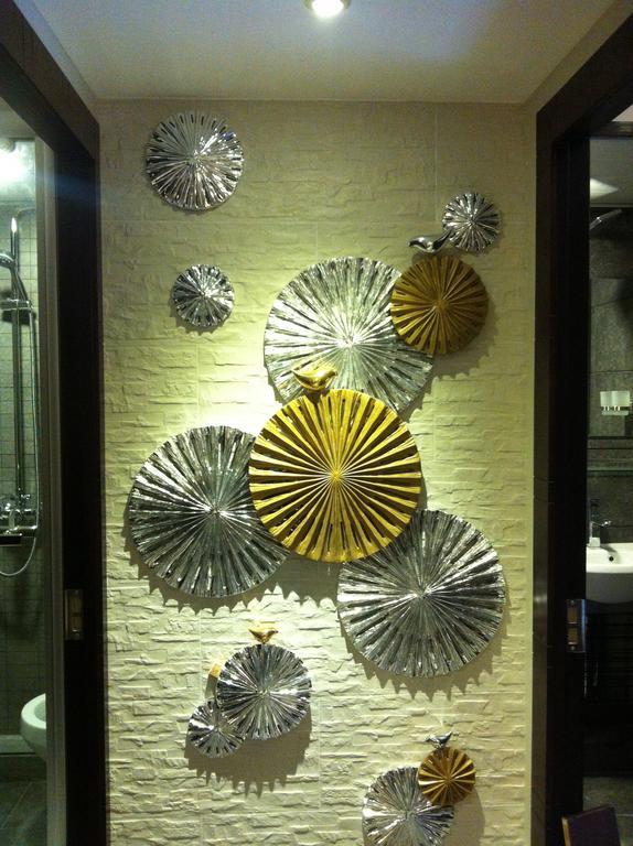 Seasons Hotel Hong Kong Dış mekan fotoğraf