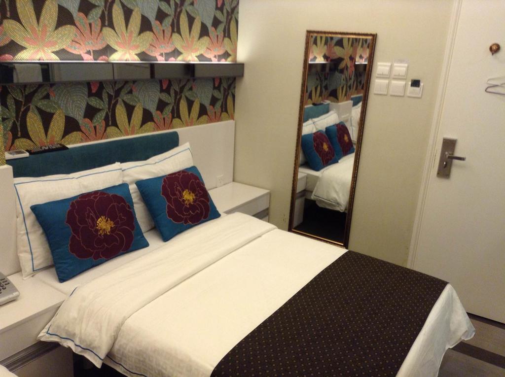 Seasons Hotel Hong Kong Dış mekan fotoğraf