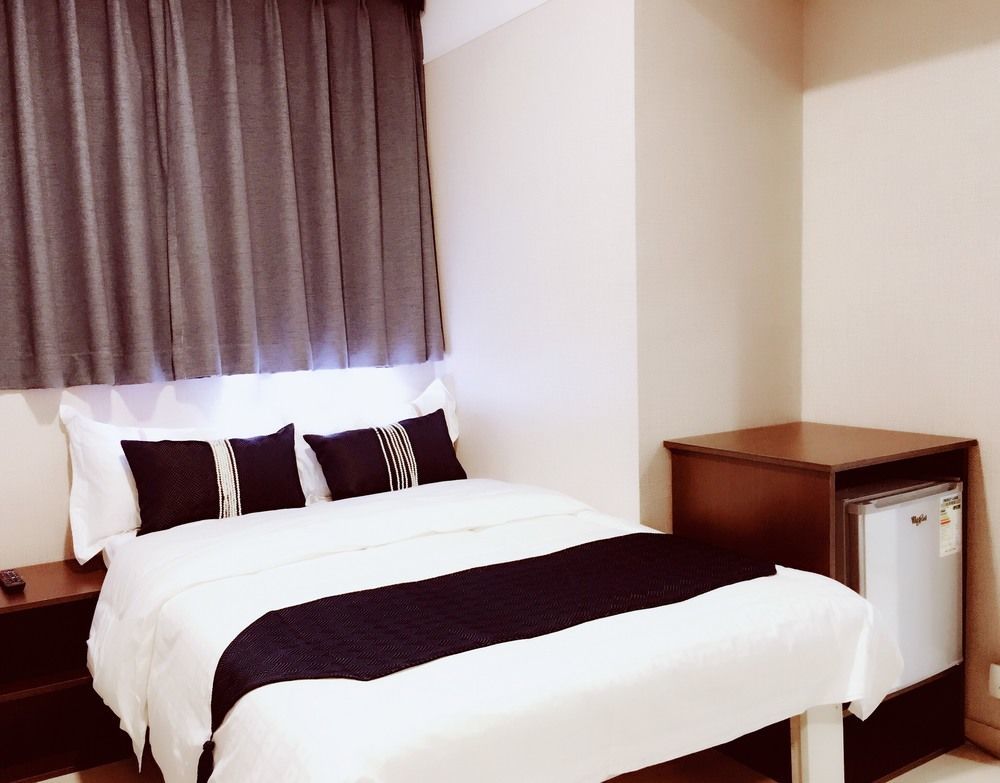 Seasons Hotel Hong Kong Dış mekan fotoğraf